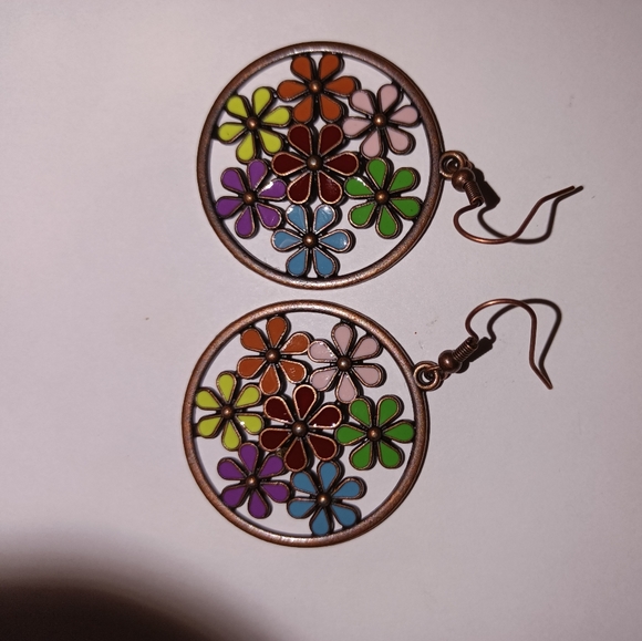 Earrings - Picture 2 of 2